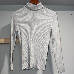 Pacific alliance gray‎ turtle neck sweater